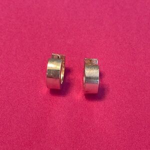 Chunky Silver Earrings 🌺